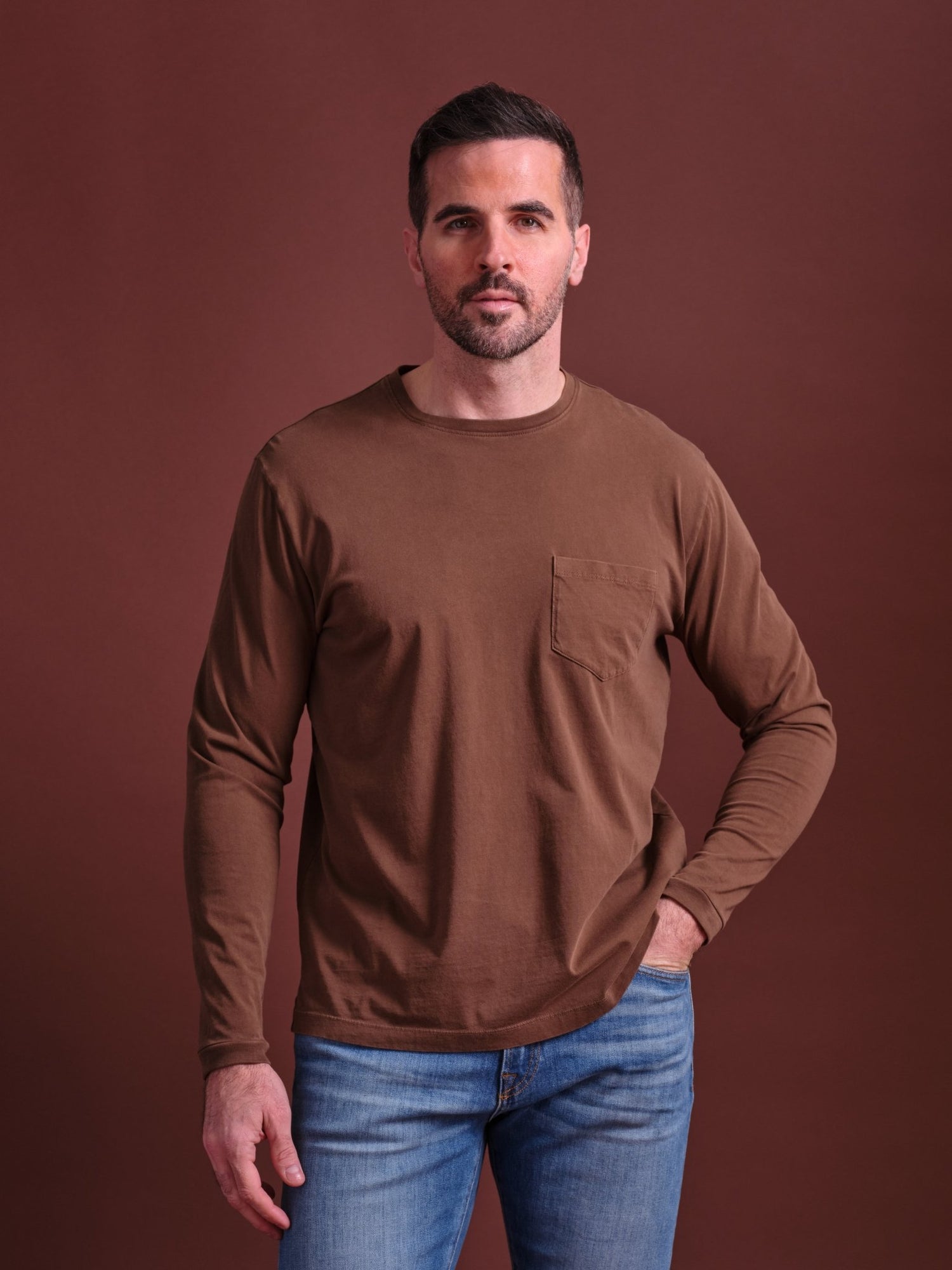 Highlands Vintage Long Sleeve Pocket Crewneck